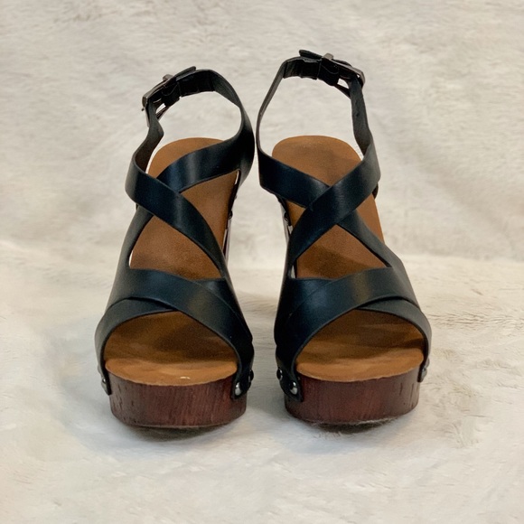 Black Cross Strap Heels - Picture 4 of 8